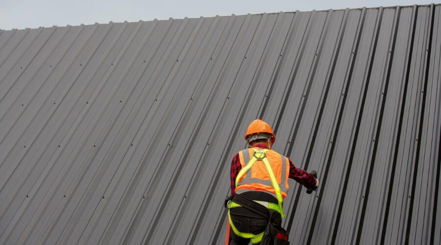 Professional gutter cleaning in Freeport, ME